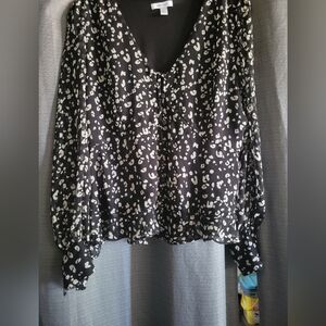 Nine West black and white dress shirt